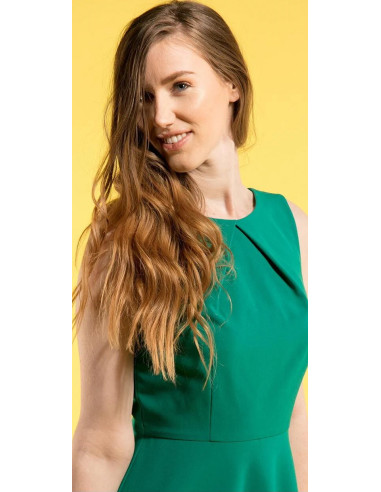 Yellow canary card backdrop 2.72 x 11 meters
