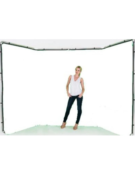 Self-supporting panoramic backdrop in 4m white fabric