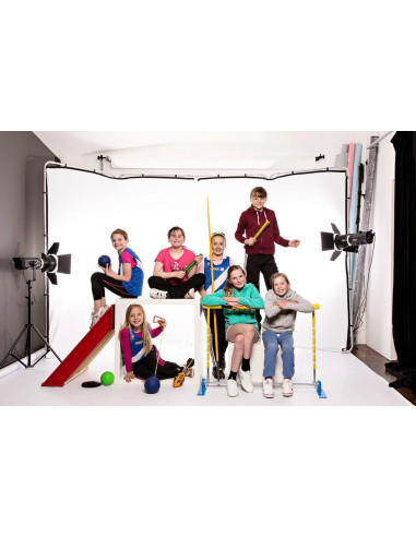 Self-supporting panoramic backdrop in 4m white fabric