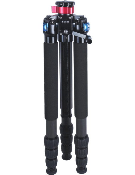 R-4214E carbon tripod with central rack rod