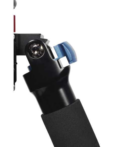 R-4214E carbon tripod with central rack rod