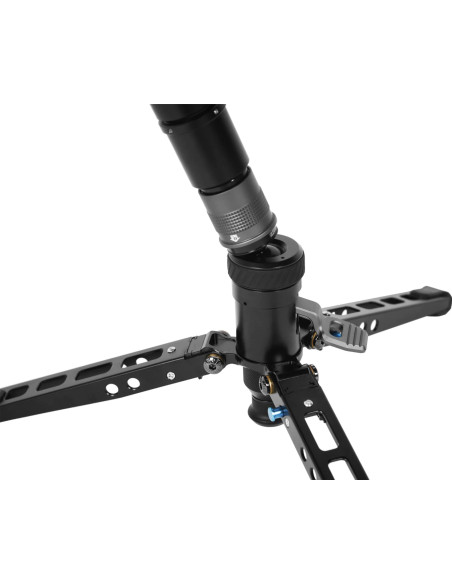 SVM-145P monopod