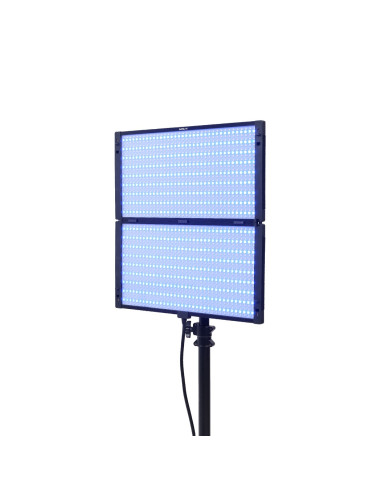 Pavoslim 240c LED RGBWW Panel