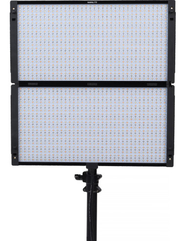 Pavoslim 240c LED RGBWW Panel
