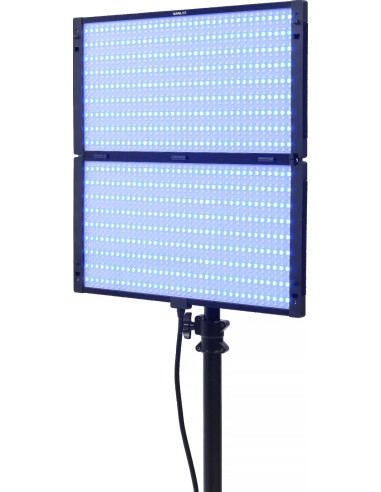 Pavoslim 240c LED RGBWW Panel