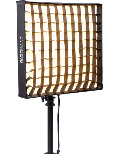 Pavoslim 240c LED RGBWW Panel