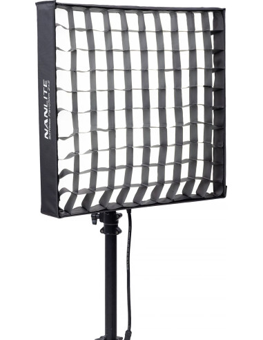 Pavoslim 240c LED RGBWW Panel