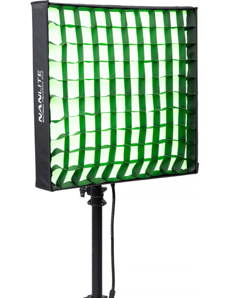 Pavoslim 240c LED RGBWW Panel