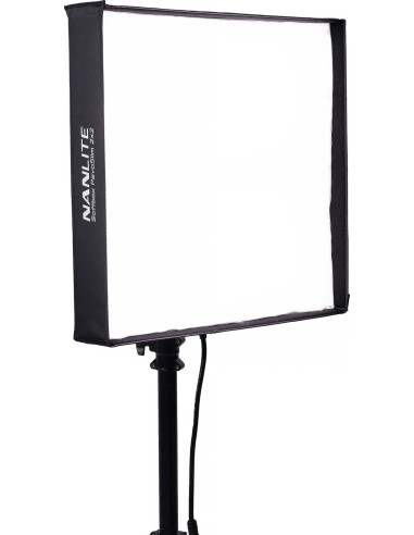 Pavoslim 240c LED RGBWW Panel