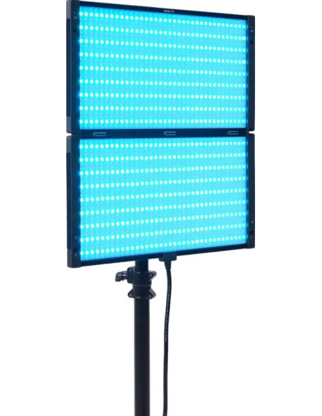 Pavoslim 240cl LED RGBWW Panel