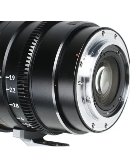 IronStar 35mm T / 1.9 1.5x Anamorphic Full Frame Cine Neutral Flare EF / PL