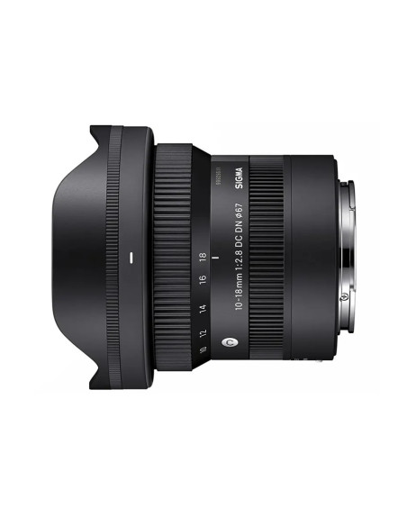 10-18mm f / 2.8 DC DN Contemporary Canon RF