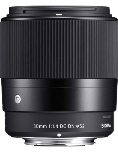 30mm f / 1.4 DC DN Contemporary L-MOUNT