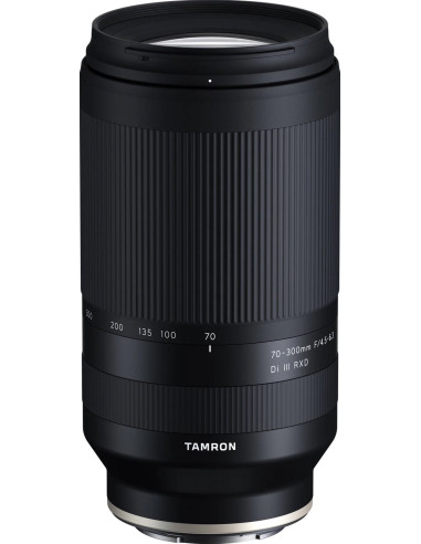 70-300mm f /4.5-6.3 Of III RXD Sony E-Mount