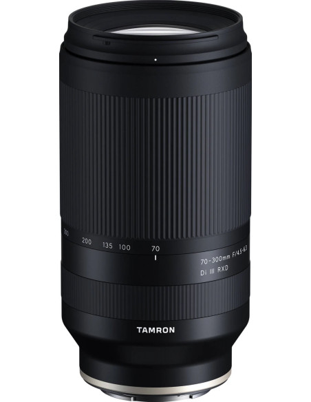 70-300mm f /4.5-6.3 Of III RXD Sony E-Mount