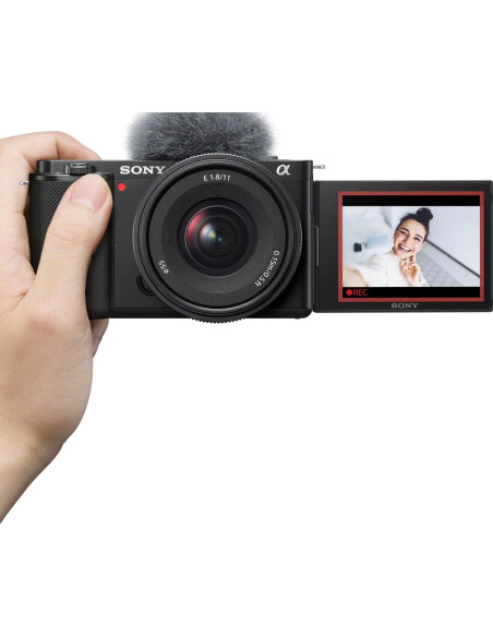 And 11mm f / 1.8