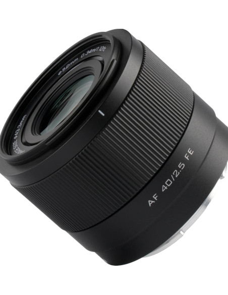 AF 40mm f / 2.5 STM and IF Sony E-mount