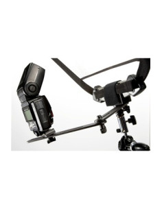 Trigrip support with reflective panel joint