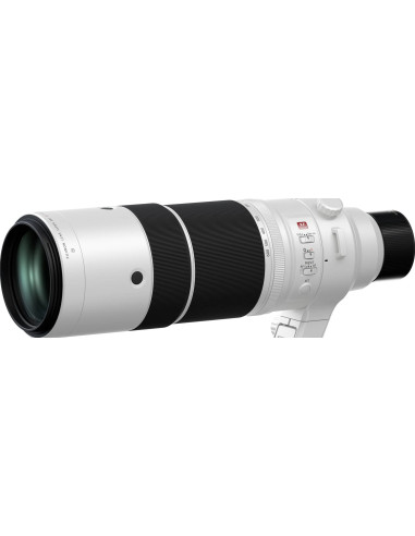 XF 150-600mm f / 5.6-8 R LM OIS WR