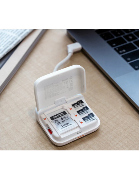 PGYTECH P-GM-396 CreateMate High-Speed Mini Card Reader Case Ivory White