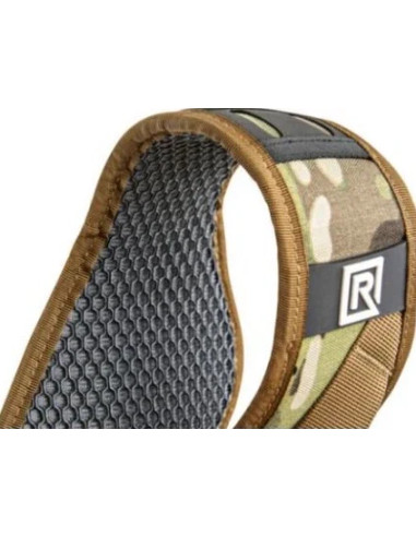Double shoulder strap for multi-terrain camouflage cameras