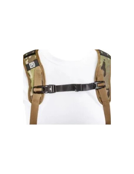 Double shoulder strap for multi-terrain camouflage cameras