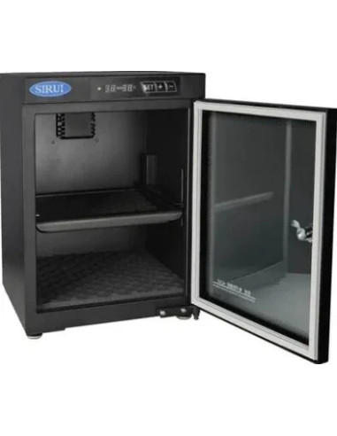 HC-40X wardrobe with 40L moisture control
