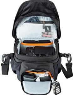 Lowepro nova 140 AW II shoulder bag 2