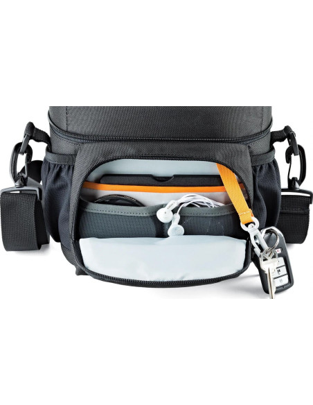 Nova 160 AW II black shoulder bag