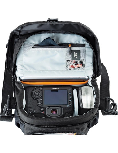Nova 170 AW II Black shoulder bag