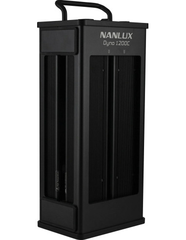 DYNO 1200C RGBWW + Flight Case CC-FT-1200C + BD-DN1200C fins
