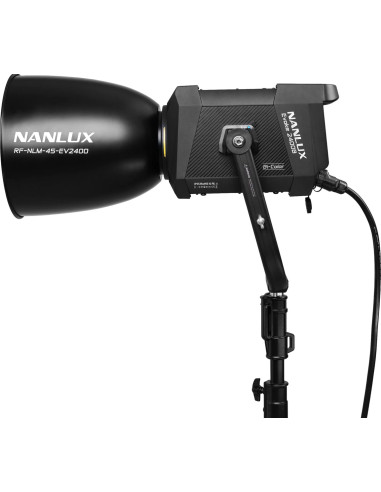 EVOKE 2400B Bi-Color with Trolley and 45 ° Spotlight