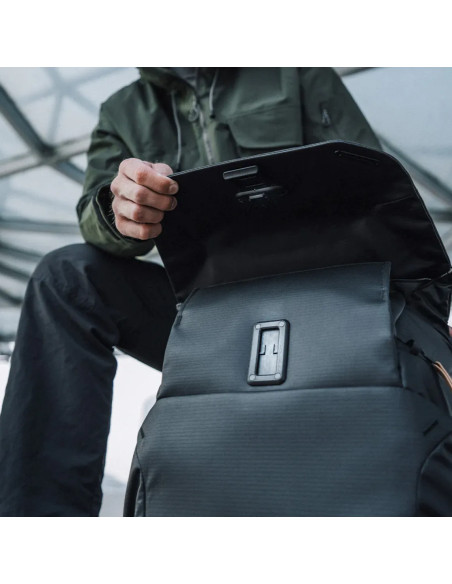 Onego 2 backpack matte black 20lt
