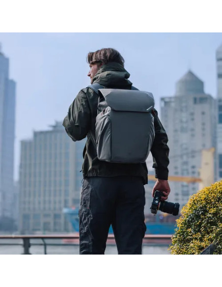 Onego 2 backpack matte black 25lt